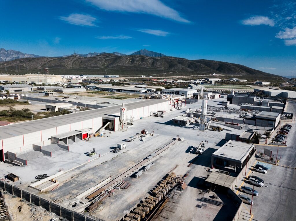 El nearshoring se enfrió en Nuevo León: anuncios de inversión caen 23% en 2025